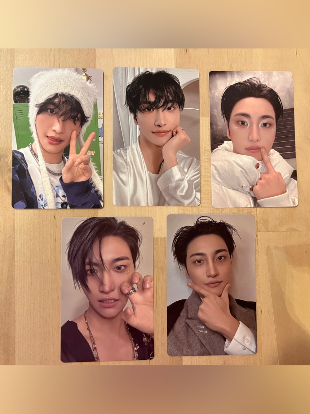 Set of five OFFICIAL Seonghwa of Ateez photocards (set # 1)